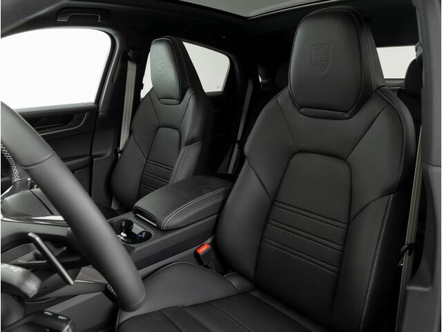 Porsche CAYENNE Coupé E-Hybrid Black Edition