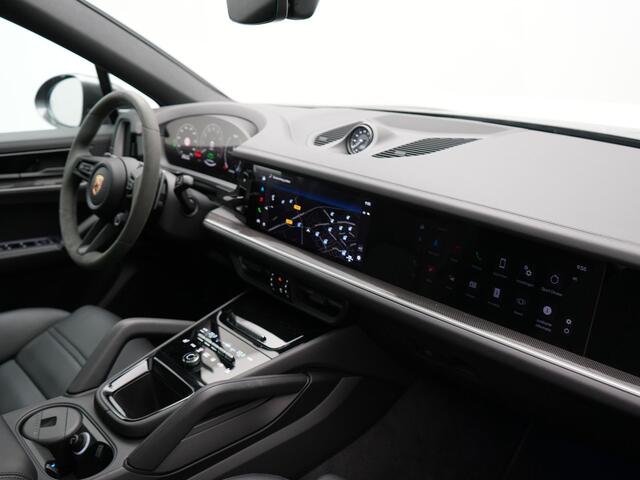 Porsche CAYENNE Coupé 3.0 E-Hybrid PHEV | MY 2024 Facelift | | Trekhaak Af Fabriek | Panodak | Luchtvering | Sportuitlaat | PDLS+ | Sport Chrono | InnoDrive Adaptive Cruise | SportDesign | Head up | Soft Close | 22"L.M | 360 Camera | Plug In Hybrid