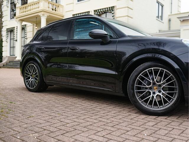Porsche CAYENNE 3.0 SportDesign l PDCC l Achterasbesturing l Stoelkoeling l Matrix l Surround View l Bose