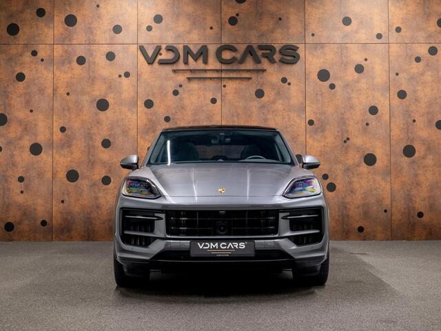 Porsche CAYENNE Coupé 3.0 E-Hybrid | SportDesign | 18-weg | ACC | Matrix | Luchtvering | 360° |