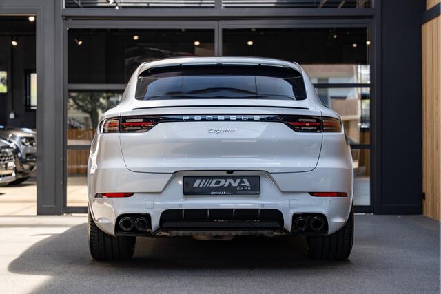 Porsche CAYENNE Coupé Sport Design Hybrid 3.0 E-Hybrid Platinum Edition