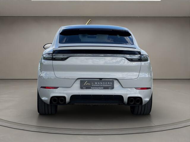 Porsche CAYENNE Coupé 3.0 E-Hybrid 2021 KRIJT | Sport Chrono | Burmester