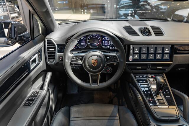 Porsche CAYENNE Coupé E-Hybrid Sportdesign ACC RS-Spyder 3.0 E-Hybrid