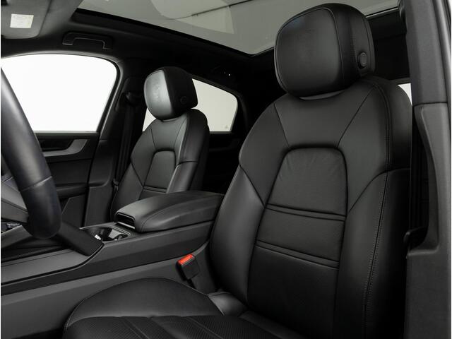 Porsche CAYENNE Coupé E-Hybrid