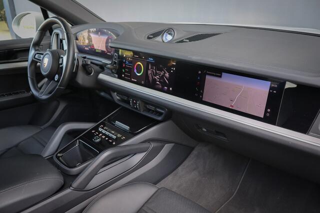 Porsche CAYENNE Coupé 3.0 S E-Hybrid | PASSENGER DISPLAY | ELEKTRISCHE TREKHAAK | PASM | BOSE | SOUND PACKAGE PLUS | PRIVACY GLASS | PANORAMADAK | STUURVERWARMING | ETC.