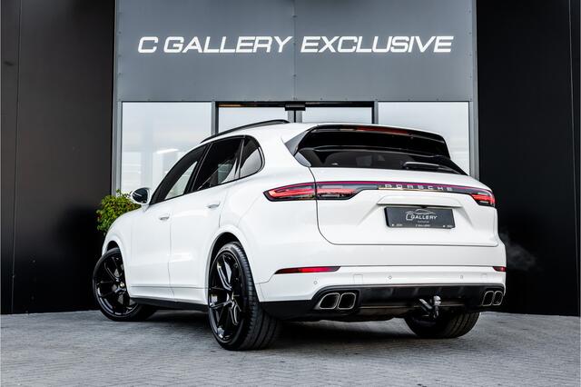 Porsche CAYENNE 4.0 Turbo - Origineel NL | Sport Chrhono + | Luchtvering | Elek. Trekhaak
