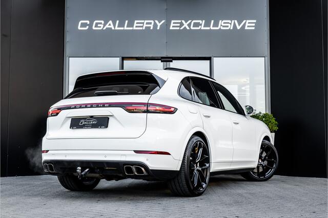 Porsche CAYENNE 4.0 Turbo - Origineel NL | Sport Chrhono + | Luchtvering | Elek. Trekhaak