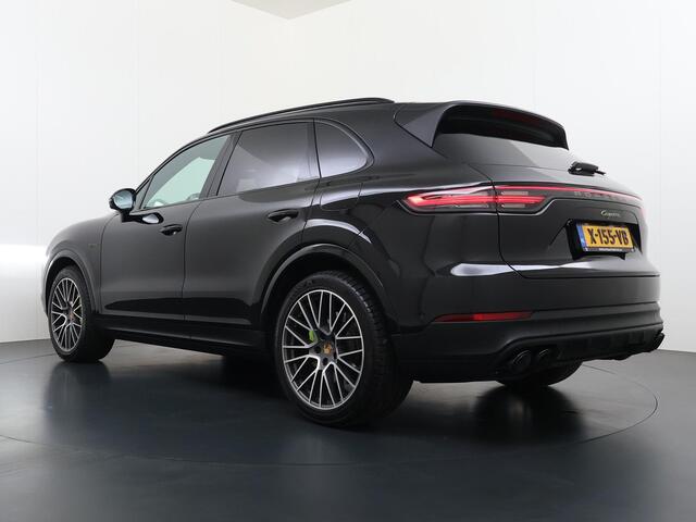 Porsche CAYENNE 3.0 E-Hybrid Platinum Edition VAN: 77.900,- VOOR: 72.440,- UW WKVOORDEEL: 5.460,- | MEM. SEATS | Luchtvering | pano | stoelverwarming + verkoeling | 360 camera | Bose | sportchrono | mega knappe auto! | incl 12 mnd Bovag garantie |