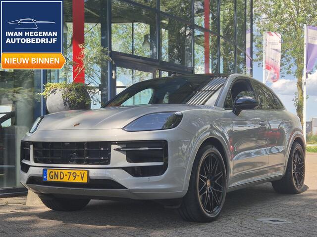 Porsche CAYENNE Coupé 3.0 E-Hybrid | Sport Design pakket | Wegkl. Trekhaak | Luchtvering | Panoramadak | Leder | LED | Sfeerverlichting | Climate Control | 21 inch
