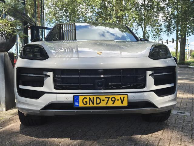 Porsche CAYENNE Coupé 3.0 E-Hybrid | Sport Design pakket | Wegkl. Trekhaak | Luchtvering | Panoramadak | Leder | LED | Sfeerverlichting | Climate Control | 21 inch