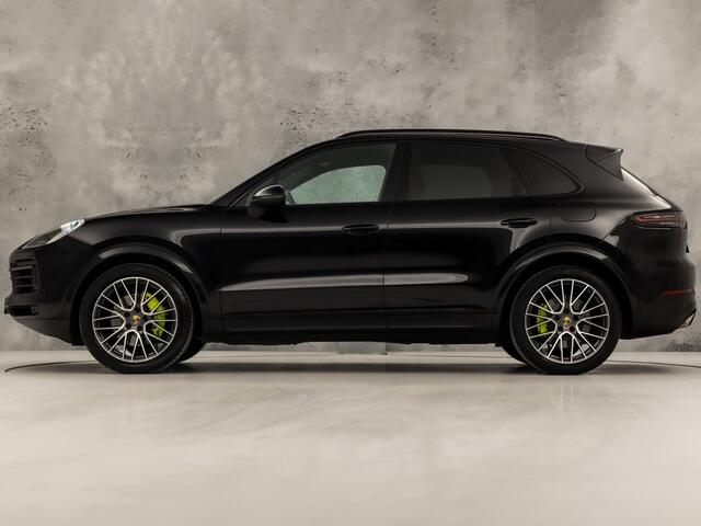 Porsche CAYENNE 3.0 E-Hybrid Sport 463Pk (SPORTCHRONO PAKKET, LUCHTVERING, SOH 95%, APPLE CARPLAY, MEMORY SEATS, STOELVERWARMING, GETINT GLAS, CAMERA, NIEUWSTAAT)