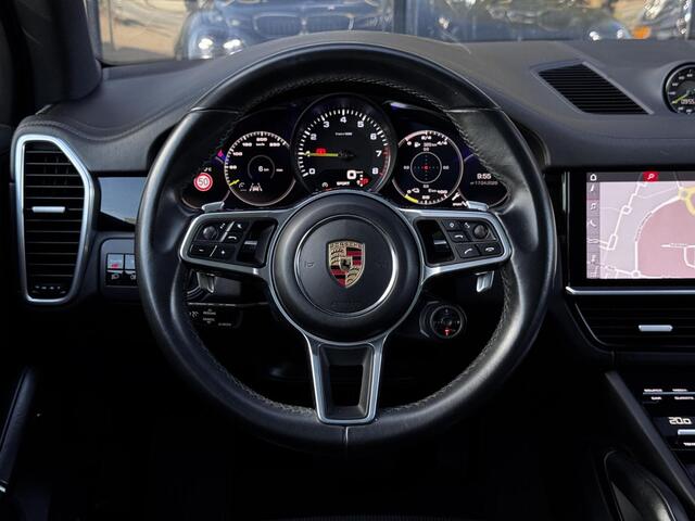 Porsche CAYENNE 3.0 E-Hybrid | SOH 87% | Panodak | Sport Chrono | Luchtvering |