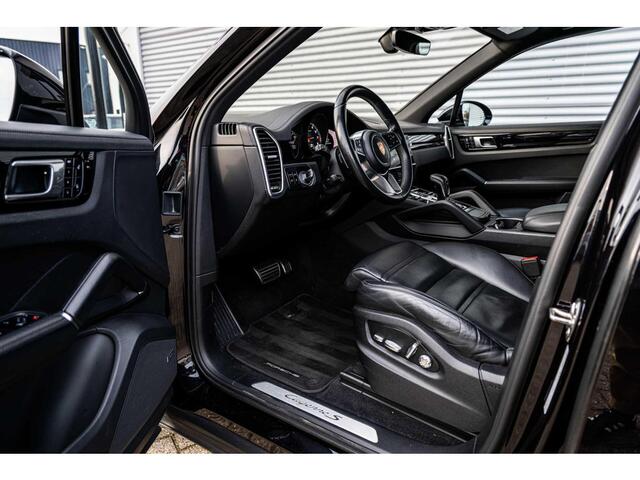 Porsche CAYENNE 2.9 S | Panodak | Luchtvering | Bose | Trekhaak | 21 inch |