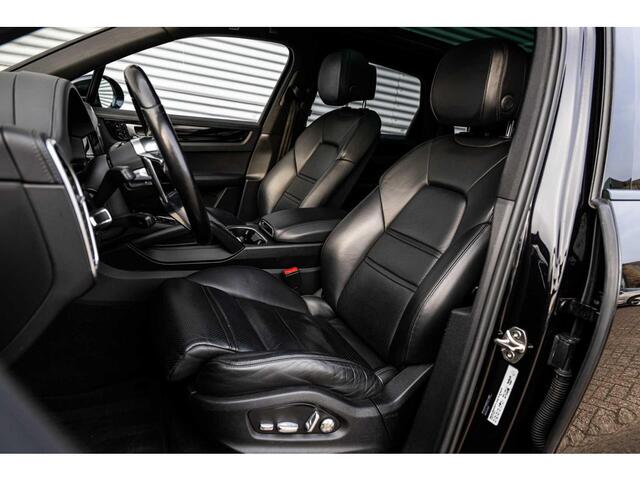 Porsche CAYENNE 2.9 S | Panodak | Luchtvering | Bose | Trekhaak | 21 inch |