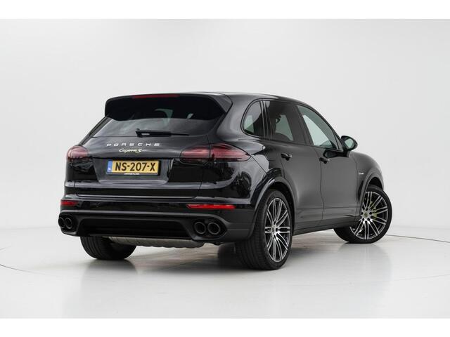 Porsche CAYENNE 3.0 S E-Hybrid | Panodak | Luchtvering | Trekhaak | Bose | Sport