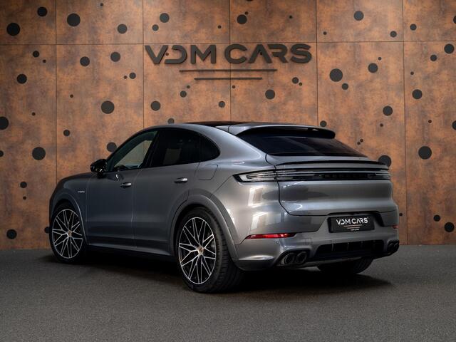 Porsche CAYENNE Coupé 3.0 E-Hybrid | Sportdesign | 18-weg | Bijrijdersdisplay | Keyless | Luchtvering |