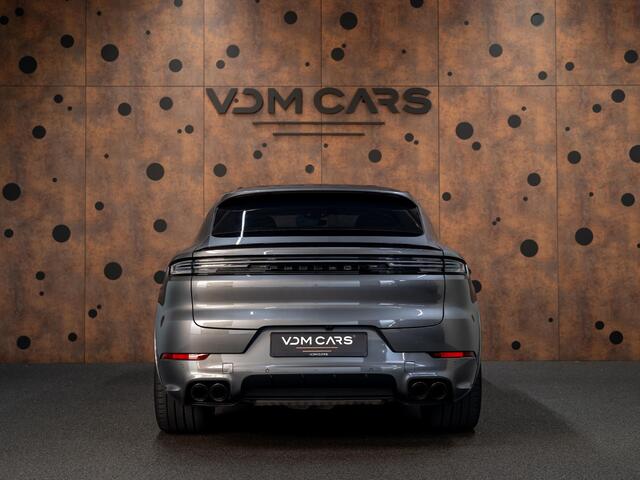 Porsche CAYENNE Coupé 3.0 E-Hybrid | Sportdesign | 18-weg | Bijrijdersdisplay | Keyless | Luchtvering |