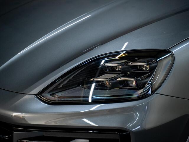 Porsche CAYENNE Coupé 3.0 E-Hybrid | Sportdesign | 18-weg | Bijrijdersdisplay | Keyless | Luchtvering |