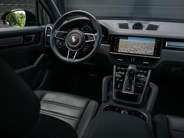 Porsche CAYENNE 3.0 E-Hybrid Platinum Edition | Panoramadak | 360 Camera | Bose | Sport Chrono | Ambiance Verlichting | Stoelverwarming V+A | Luchtvering |