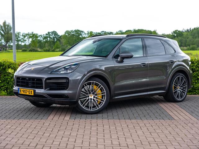 Porsche CAYENNE 4.0 Turbo S E-Hybrid 680 pk | Org NL | Carbon | Achterasbesturin