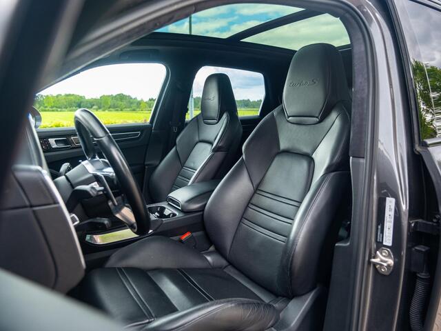 Porsche CAYENNE 4.0 Turbo S E-Hybrid 680 pk | Org NL | Carbon | Achterasbesturin