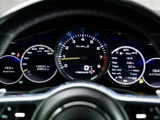 Porsche CAYENNE 4.0 Turbo S E-Hybrid 680 pk | Org NL | Carbon | Achterasbesturin