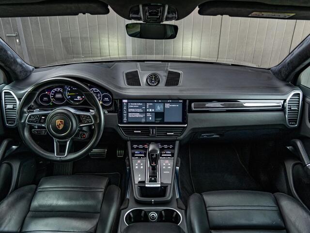 Porsche CAYENNE 4.0 Turbo S E-Hybrid 680 pk | Org NL | Carbon | Achterasbesturin