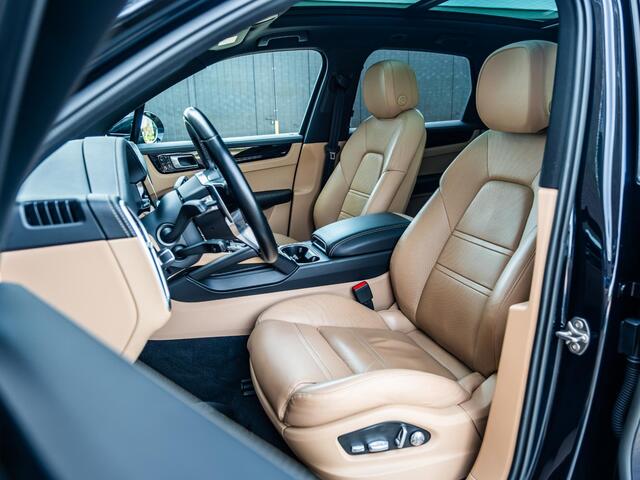 Porsche CAYENNE 3.0 E-Hybrid Aut. | Panodak | SportChrono | Softclose | 20" LM |