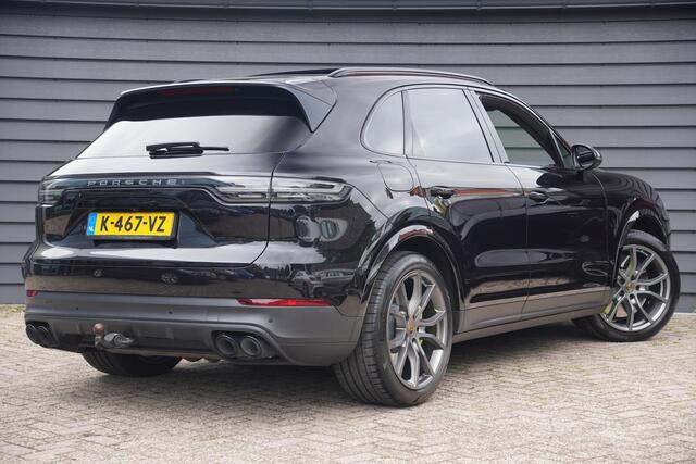 Porsche CAYENNE 3.0 E-Hybrid - PANODAK - TREKHAAK - LUCHTVERING - SPORTCHRONO -