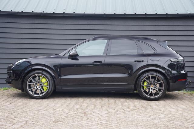Porsche CAYENNE 3.0 E-Hybrid - PANODAK - TREKHAAK - LUCHTVERING - SPORTCHRONO -