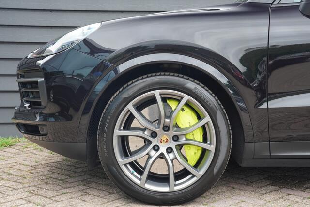 Porsche CAYENNE 3.0 E-Hybrid - PANODAK - TREKHAAK - LUCHTVERING - SPORTCHRONO -