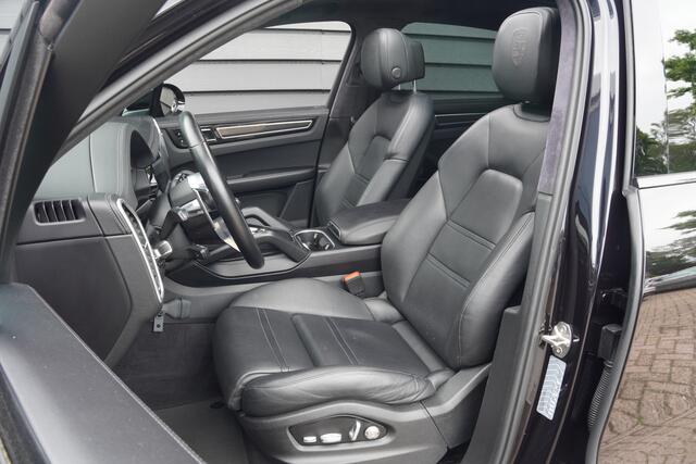 Porsche CAYENNE 3.0 E-Hybrid - PANODAK - TREKHAAK - LUCHTVERING - SPORTCHRONO -