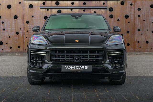 Porsche CAYENNE Coupé 4.0 Turbo E-Hybrid GT | Carbon | InnoDrive | 18-Weg | Achterasbesturing | 360 | Burmester | P. Display | Nachtzicht | PDCC |