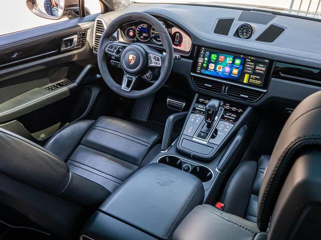 Porsche CAYENNE Coupé 4.0 Turbo S E-Hybrid Sport Chrono