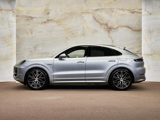 Porsche CAYENNE Coupé 3.0 E-Hybrid , SportDesign, pano, 4W-best., luchtv., memory, Bose, bijrijdersdisplay, matrix-LED, tr.haak, 22", ACC, HUD, NP163k