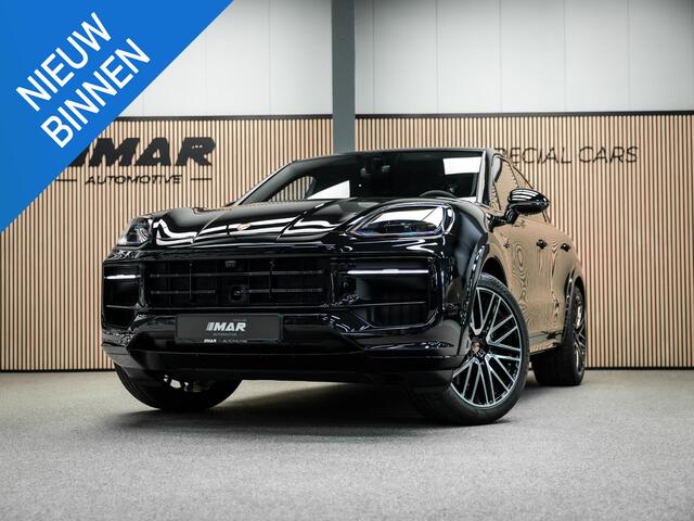 Porsche CAYENNE Black edition Meestr. achteras / 22 inch / sportstoelen / 3e scherm / BOSE