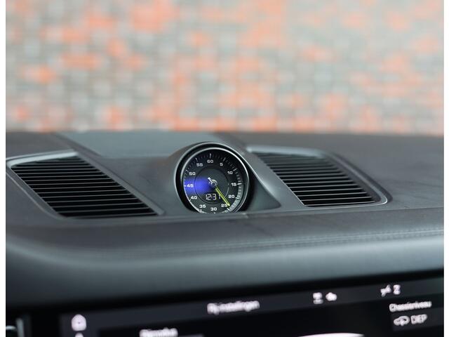 Porsche CAYENNE 3.0 E-Hybrid | Sport Chrono - Pano - BOSE