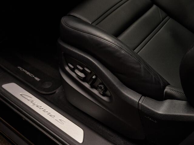 Porsche CAYENNE Coupé 3.0 S E-Hybrid , SportDesign, pano, InnoDrive, 4W-best., luchtv., BOSE, HUD, keyless