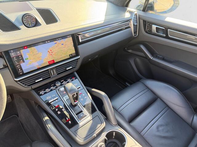 Porsche CAYENNE 3.0 E-Hybrid Sport Design- Sport Chrono, Alcantara Afwerking, Stoelventilatie, 360 Camera, Acc Cruise