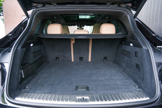 Porsche CAYENNE 3.0 E-Hybrid | Panodak | SportChrono | 21"LM