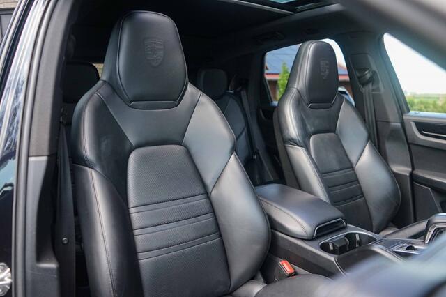 Porsche CAYENNE 3.0 E-Hybrid V6 Pano/Bose/Sport-Chrono/360/trkhk