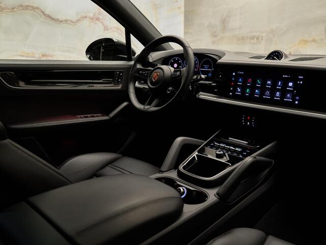 Porsche CAYENNE Coupé 3.0 S E-Hybrid , NL-auto, SportDesign, pano, 4W-best., tr.haak, Bose, luchtv., InnoDrive, privacy, NP172k