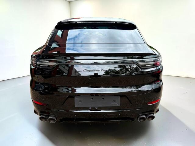 Porsche CAYENNE 4.0 Turbo 405kW/550pk Tiptronic S Techart! PANODAMADAK + LUCHTVERING + SPORT DESIGN + RSE + STUURVERWARMING + 18-WEG STOELEN + 4-WIELSTURING + PSCB REMSYSTEEM + STOELVERWARMING V&A + KEYLESS + SOFTCLOSE + PDLS PLUS + SPORTUITLAAT + 22" LM-VELGEN!!