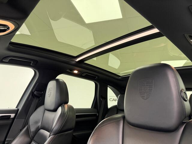 Porsche CAYENNE 3.0 S E-Hybrid Platinum Edition | Dealer ond. | Org. NL | Apple Carplay | Trekhaak |