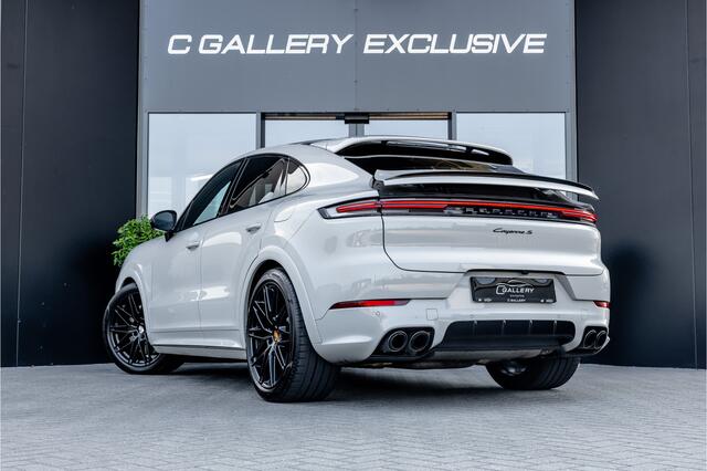 Porsche CAYENNE Coupé 3.0 S E-Hybrid - Origineel NL | Panorama | Passenger Display | Achterasbesturing | Stoelkoeling