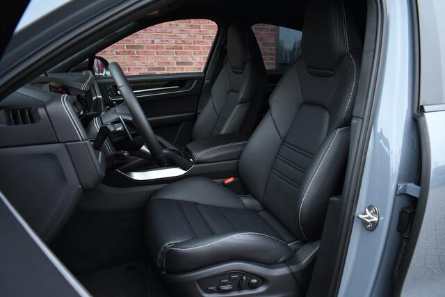 Porsche CAYENNE Coupé 4.0 Turbo E-Hybrid GT Burmester PDCC Carbon HUD ACC