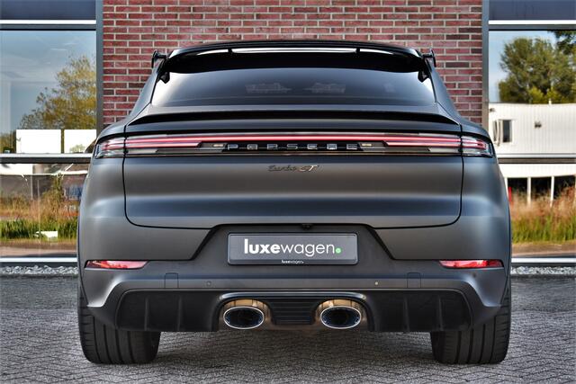 Porsche CAYENNE Coupé 4.0 Turbo E-Hybrid GT Burmester PDCC Carbon HUD ACC