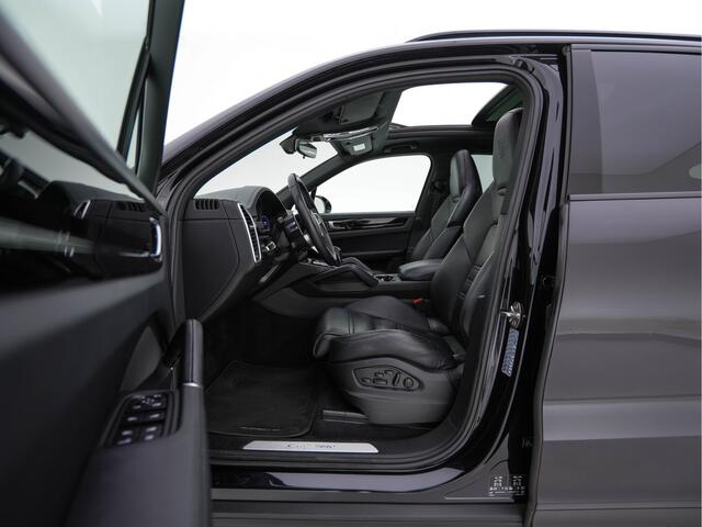 Porsche CAYENNE 3.0 E-Hybrid (Plug-in) {SoH-100%} (INCL.BTW) *PANO | LEATHER | FULL-LED | SPORT-CHRONO | MEMORY-PACK | BOSE-SOUND | TOP-VIEW | HEATED-COMFORTSEATS | NAVI-FULLAMP | PRIVACY-GLASS | SHIFT-PADDLES | 22''ALU | TOWBAR* – foto 8