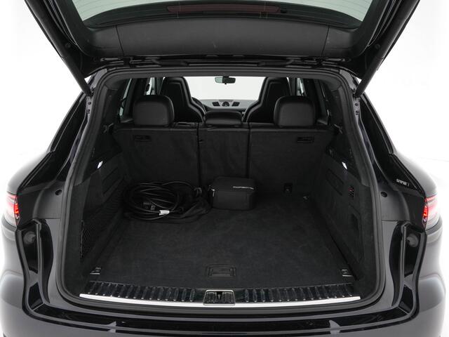 Porsche CAYENNE 3.0 E-Hybrid (Plug-in) {SoH-100%} (INCL.BTW) *PANO | LEATHER | FULL-LED | SPORT-CHRONO | MEMORY-PACK | BOSE-SOUND | TOP-VIEW | HEATED-COMFORTSEATS | NAVI-FULLAMP | PRIVACY-GLASS | SHIFT-PADDLES | 22''ALU | TOWBAR* – foto 10