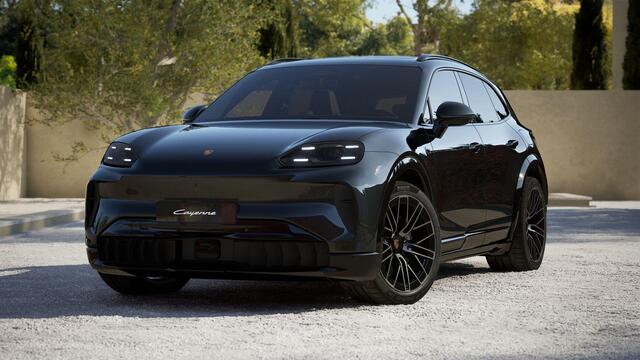 Porsche CAYENNE Electric , SportDesign, pano, 4W-best., tr.haak, Bose, luchtv., memory, ACC, privacy